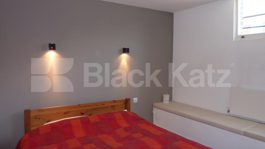 			FANTASTIC FLAT WITH PRIVATE TERRACE!, 1 Bedroom, 1 bath, 1 reception Flat			 All Saints Road, NOTTING HILL